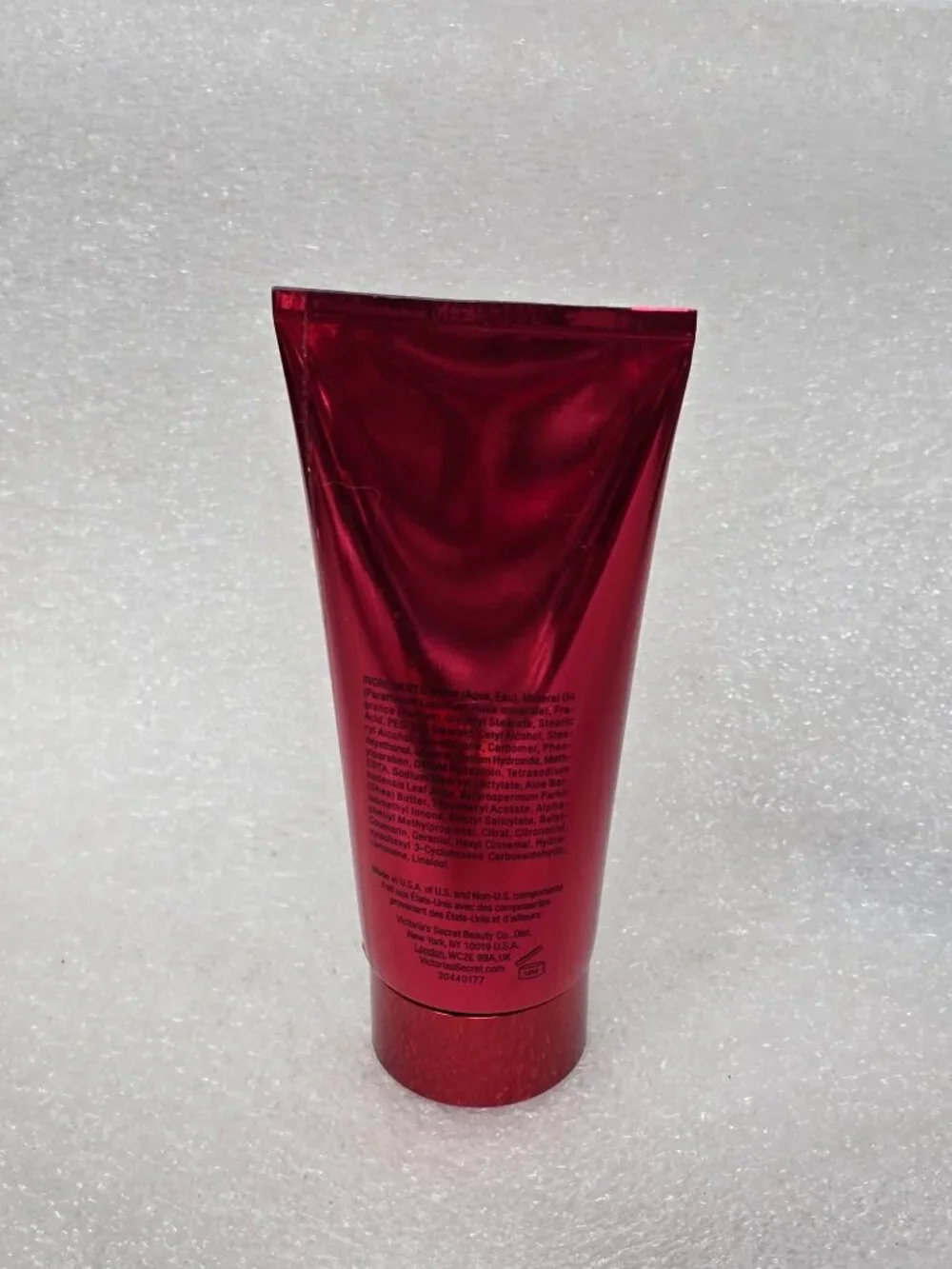 Victoria's Secret Very Sexy Fragrance Lotion 3.4 Oz Red Tube Travel Size